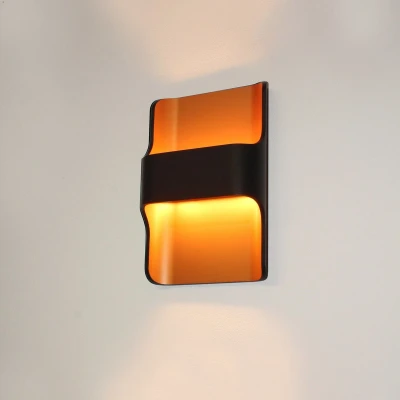 Afbeelding van Artdelight Wandlamp Dallas Zwart / Goud 2x LED 8W 2700K IP54 Dimbaar