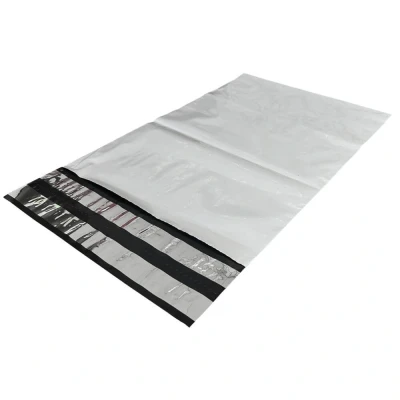 Afbeelding van Verzendzakken 250mm X 350mm Met Dubbelvoudige Sluiting Witte Buitenzijde Zwart Van Binnen 500 Stuks
