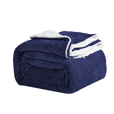 Image de Good Nite Plaid douillet, 200 x 230 cm, bleu marine, couverture polaire, sherpa, jeté de canapé, chaude et douce pour l&#039;hiver (bleu cm)