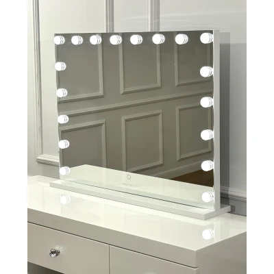 Afbeelding van Bright Beauty Vanity hollywood make up spiegel met verlichting 80 cm x 60 zonder rand drie lichtstanden wit
