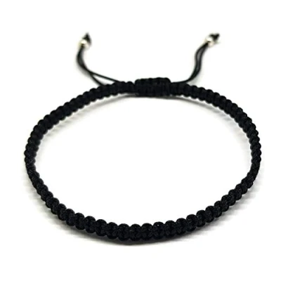 Afbeelding van Mystic Jewels Armband in cabala stijl van rode draad, amulet, bescherming tegen het boze oog, geluksbrenger en metaalvrij