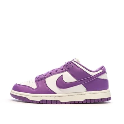 Afbeelding van Nike Sportswear DUNK LOW NEXT Nature Sneakers laag, Dames, Maat: 40.5, Summit white/black raspberry Hoogwaardig imitatieleer