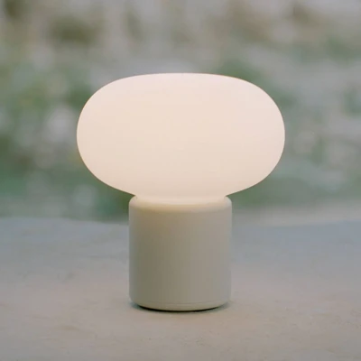 Afbeelding van New Works oplaadbare lamp Karl Johan, lichtgrijs, IP65