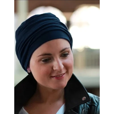 Afbeelding van Mooihoofd Top Noa navy chemo mutsjes