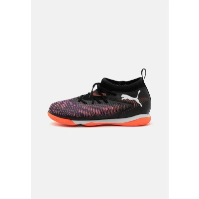 Afbeelding van Puma Future 8 Match JR Unisex Zaalvoetbalschoenen voor kinderen, Maat: 38.5, Black/white/glowing red Imitatieleer/ textiel