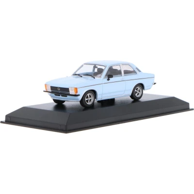 Afbeelding van Opel Kadett C Limousine Maxichamps Modelauto 1:43 1978 940048100 Schaalmodel