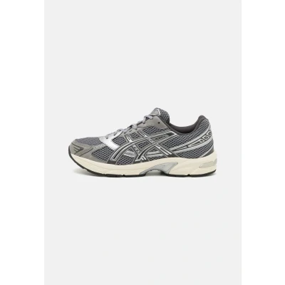 Afbeelding van Asics Sportstyle GEL1130 Unisex Sneakers laag, Maat: 45, Clay grey/pure silver Imitatieleer/ textiel