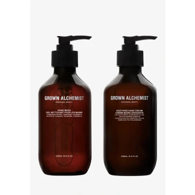 Afbeelding van Grown Alchemist Soothe &amp; Restore HAND CARE HW Tasmanian Pepper + SOOT Bad bodyset, Maat: One Size,