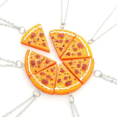 Afbeelding van EQLEF Pizza halsketting met hanger, in pizzavorm, perfect vriendschapscadeau, 7 hangers, Metaal, Zonder steen, steen