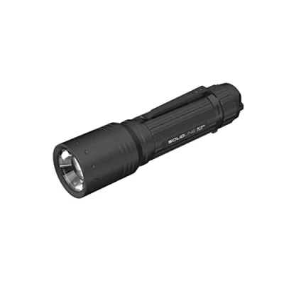 Afbeelding van Solidline ST 8R Super heldere led zaklamp, focusseerbaar, oplaadbaar, 600 lumen, 300 m verlichtingsbereik, 60 uur batterijduur, batterij, drijvend laadsysteem, zakclip en