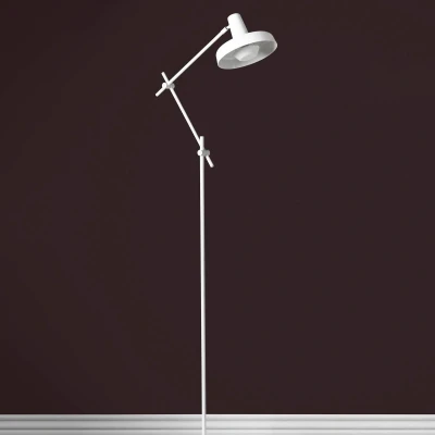 Afbeelding van GRUPA Arigato vloerlamp, driedelige arm, wit
