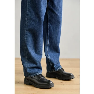 Afbeelding van Geox Iridea Veterschoenen, Dames, Maat: 38, Black Leer
