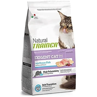 Afbeelding van 1,5kg met Blue Fish Exigent Adult Natural Trainer droogvoer voor katten