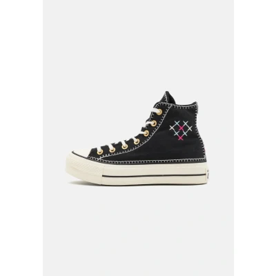 Afbeelding van Converse Chuck Taylor ALL STAR LIFT Crafted Stitching Platform Sneakers hoog, Dames, Maat: 38, Black/egret/gold Textiel