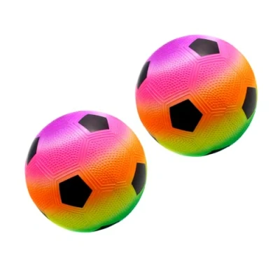 Afbeelding van MAGIC SELECT Set van 2 opblaasbare pvc voetbalballen voor kinderen, regenboogmotief, strand, park, zwembad, vakantie, diameter 23 cm.