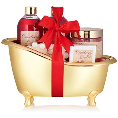 Afbeelding van BRUBAKER Cosmetics bad en douche set Cranberry Love 6 delige cadeauset in gouden decoratieve kuip