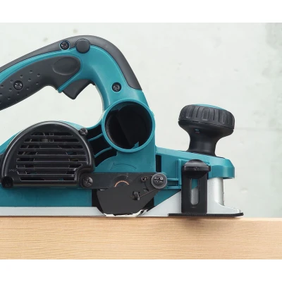Afbeelding van Makita Schaaf 82mm KP0810CK
