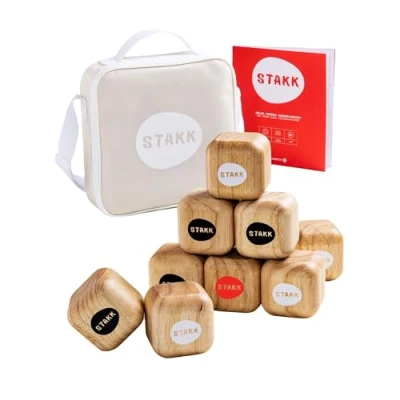 Afbeelding van two46 STAKK Het nieuwe outdoor werpspel voor kinderen en volwassenen Boccia/Boule is gisteren (behendigheidsspel met 9 robuuste houten dobbelstenen) uitgevonden in DE
