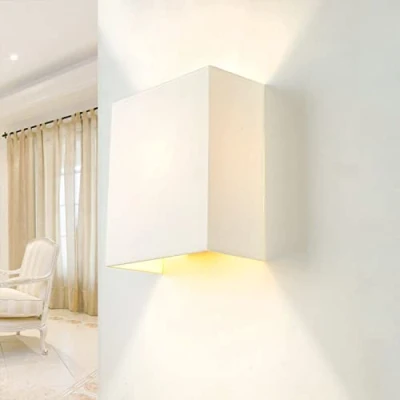 Afbeelding van Alice binnenwandlamp in rechthoekige vorm van gebroken witte stof moderne stijl loft design, 1 x E27, ideaal voor de woonkamer