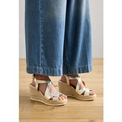 Afbeelding van Geox Ponza Sandalen met hoge hak, Dames, Maat: 40, Light gold Leer