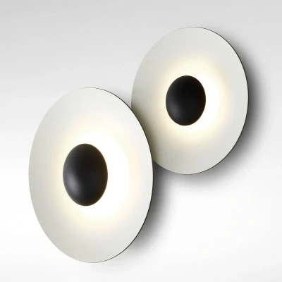 Afbeelding van Marset Ginger 32 C wandlamp LED wengéwit