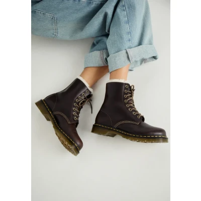 Afbeelding van Dr. Martens Pascal Serena Veterboots, Dames, Maat: 40, Brown Leer