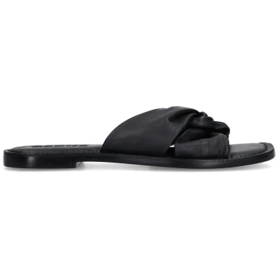 Afbeelding van Sacha Dames Zwarte leren slippers met knoop detail Maat 37