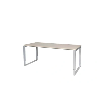 Afbeelding van Domino Plus bureau, hoogte instelbaar (62 85cm) met 180x80cm &#039;zwevend&#039; lindberg (licht) eiken 25mm blad en aluminium (RAL9006) O poot frame