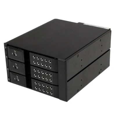 Afbeelding van StarTech.com Aluminium Mobile Rack zonder lade voor 3 x harde schijf SAS II/SATA III 6 Gbps Hot Swap (HSB3SATSASBA)