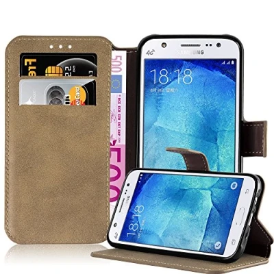 Afbeelding van Cadorabo Hoesje geschikt voor Samsung Galaxy J5 2015 in MAT ZAND BRUIN Beschermhoes Case Cover met standfunctie en kaartvak retrodesign