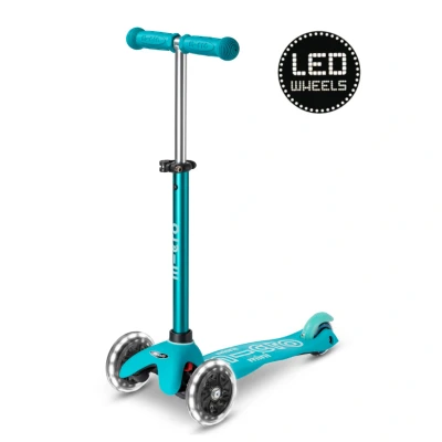 Afbeelding van Micro step Mini Deluxe in de kleur Aquablauw