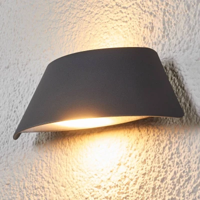 Afbeelding van Trapezevormige led buitenwandlamp Glen met IP65