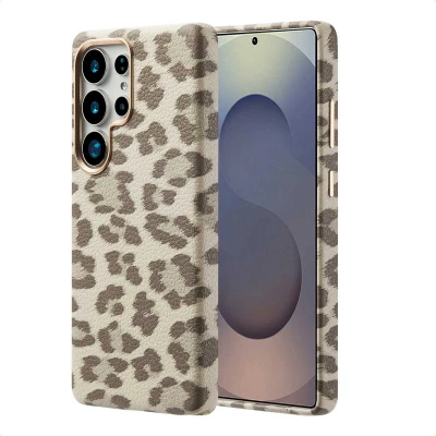 Afbeelding van Selencia Hoesje geschikt voor Samsung Galaxy S25 Ultra Sabi Backcover panterprint MagSafe Soft Ivory