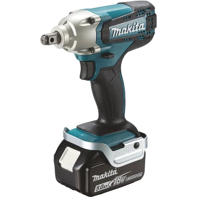 Afbeelding van Makita DTW190RTJ 18V Li Ion Accu slagmoersleutel set (2x 5.0Ah accu) in Mbox 190Nm 1/2&quot;&quot; koolborstelloos