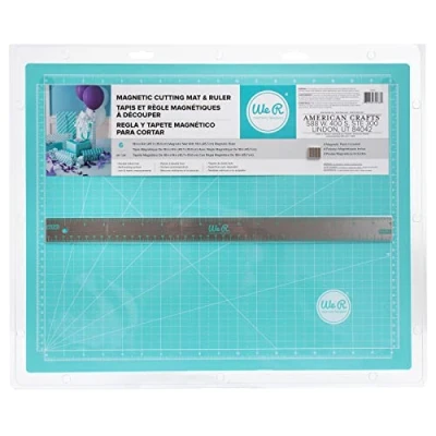 Afbeelding van We R Memory Keepers Scallopes Magenetische Snijdmat met Liniaal