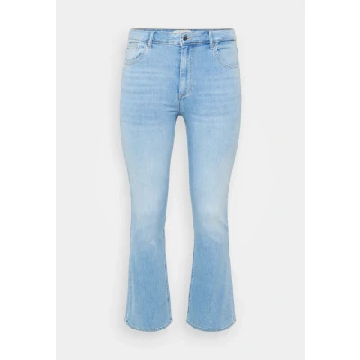 Afbeelding van ONLY CARMAKOMA Jeans Willy Flared Fit Licht blauw 4230