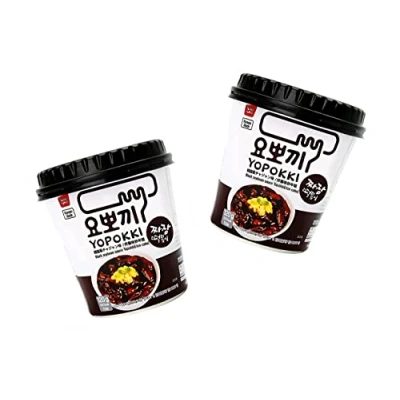 Afbeelding van Yopokki Jjajang zwarte bonen, 2 pakjes rijstcake in een kopje, Koreaanse rijstcake, kruidige rijsttaart, OG ASIA x 120 g