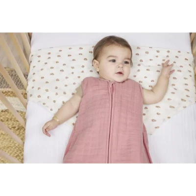 Afbeelding van Meyco Baby Uni pre washed hydrofiele slaapzak zomer old pink 110cm