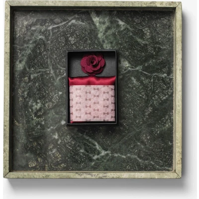 Afbeelding van J.Harvest &amp; Frost GIFTBOX SOLID HANKIE LAPEL PIN 2920500 Rood