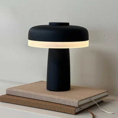 Afbeelding van Dyberg Larsen LED tafellamp Porter, zwart, 16 cm