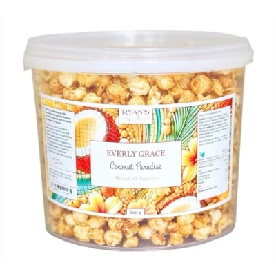Afbeelding van Everly Grace Popcorn Coconut Paradise, 600 g popcornemmer met tropische kokosnootnoten uit onze fabriek in Augsburg, Duitsland