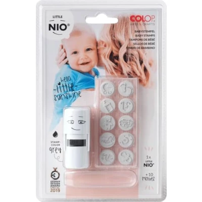 Afbeelding van COLOP Little Nio stempelset. Deze set bevat een stempel met grijs stempelkussen en 10 verschillende motieven over het thema baby.