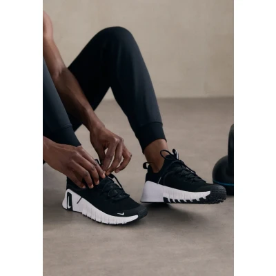Afbeelding van Nike Performance FREE Metcon 6 Trainingsschoen, Dames, Maat: 36, Black/white Textiel/ synthetisch
