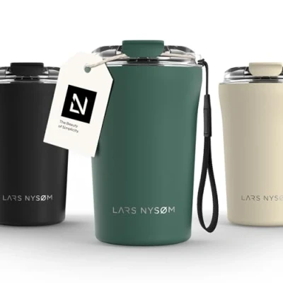 Afbeelding van LARS NYSØM &#039;Rørelse&#039; Thermo Coffee Mug to go 380ml BPA vrij Met Isolatie Draagriem &amp; Tritan Deksel Bayberry