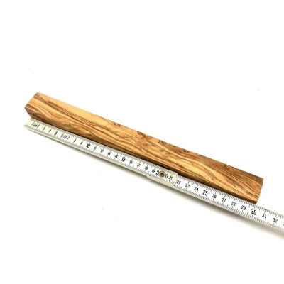 Afbeelding van D.O.M. Olijfhouten Blok 30 cm Handgemaakt Hout voor Houtbewerking en DIY projecten