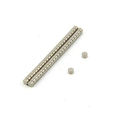 Image de FIRST4MAGNETS Lot de 50 aimants en néodyme N42 pour arts, artisanat, modélisme, bricolage, loisirs, bureau et maison 3 mm diamètre x 2 d&#039;épaisseur Force traction 0,27 kg