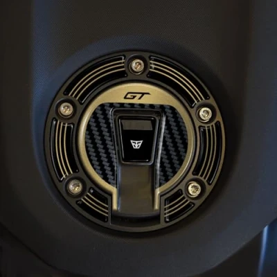 Afbeelding van Resin Bike Motorfietssticker compatibel met Yamaha Tracer 9 GT 2025. Bescherming van de motortankdop tegen stoten en schaafwonden. 3D sticker hars, gemaakt in Italië