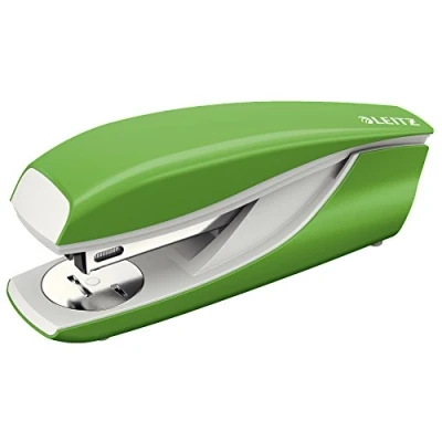 Afbeelding van Leitz Nietmachine voor kantoor, capaciteit 30 vellen, lichtgroen, ergonomische metalen behuizing, incl. nietjes, productlijn NeXXt, 55020050