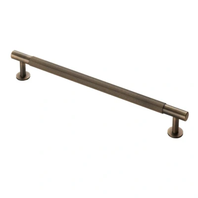 Afbeelding van Fingertip Designs Meubelgreep &quot;Lines&quot; 224mm Antiek messing