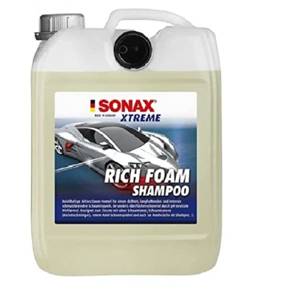 Afbeelding van SONAX Xtreme RichFoam 02485000 schuimshampoo met krachtige vuiloplossing en fruitige bessengeur voor het hele voertuig. Artikelnummer: 5 liter